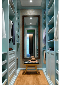 Параллельная гардеробная комната с большим зеркалом