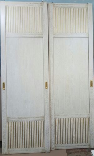 Двери для шкафа купе с фрезеровкой